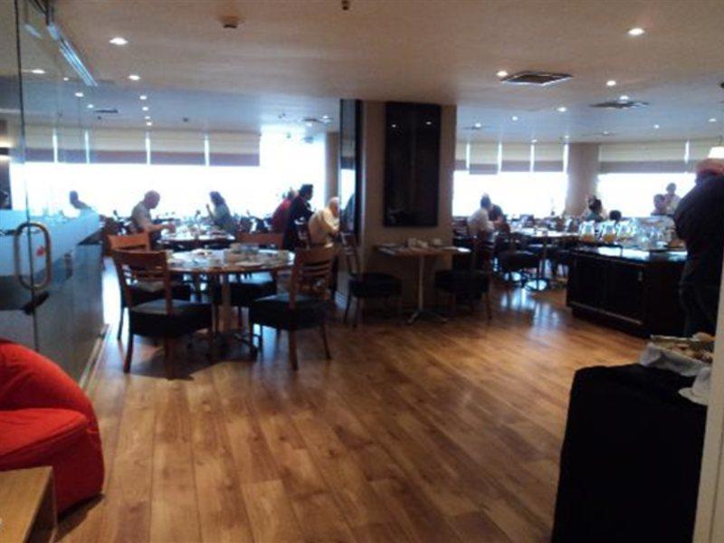 Hotel Portobay 4*