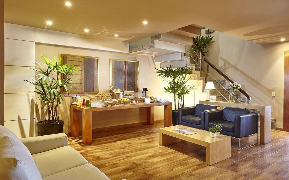Hotel Portobay